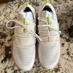 Sorel tennis shoe